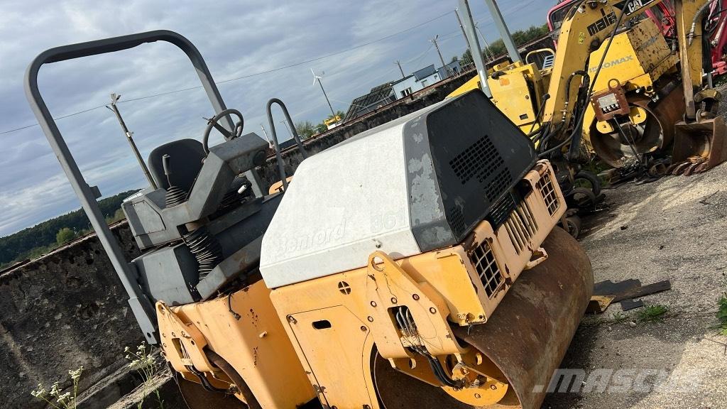 Benford TVH 1200 D Pásy, řetězy a podvozek