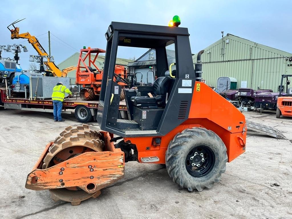 Ammann ASC 30 Tahačové válce