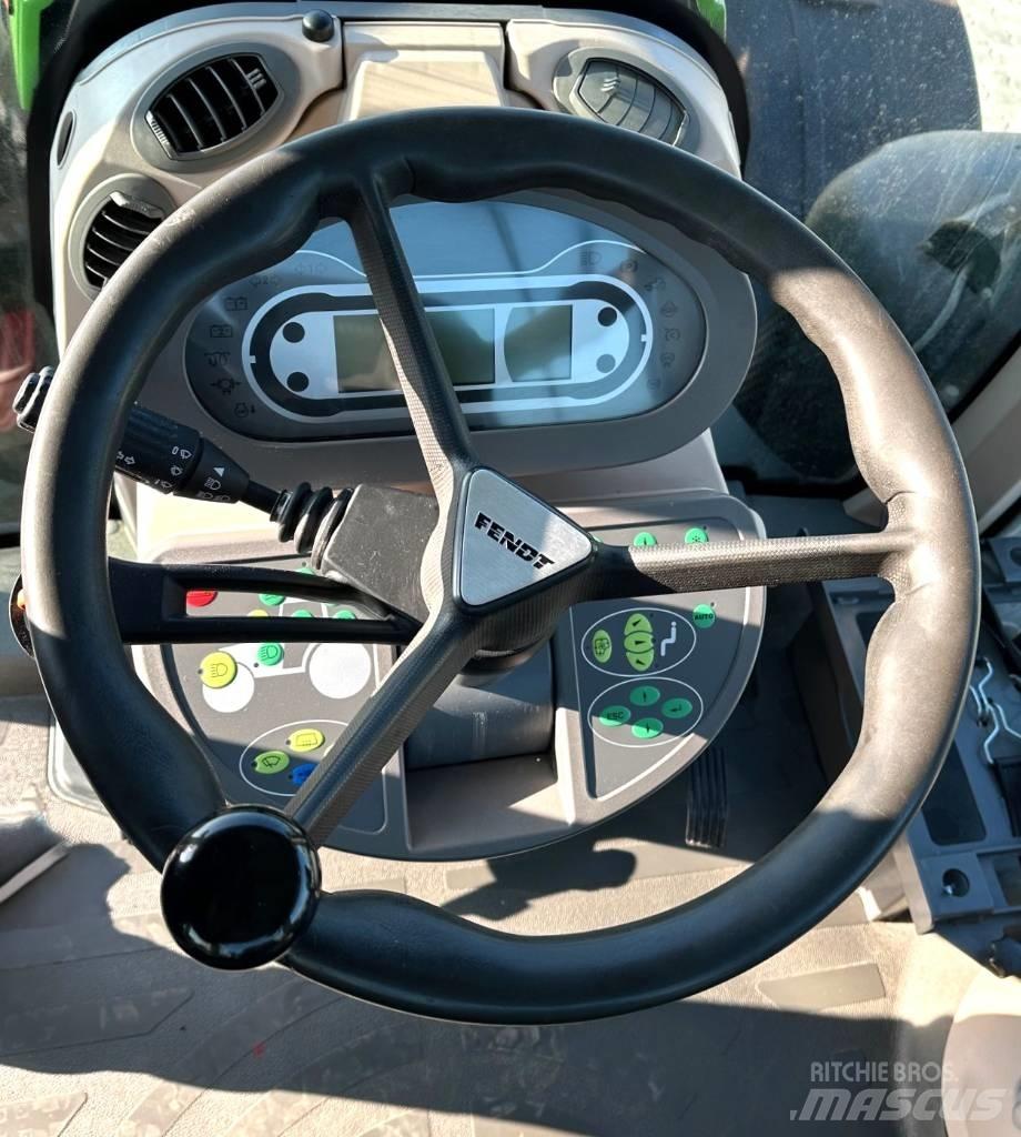 Fendt 828 Profi Plus Traktory