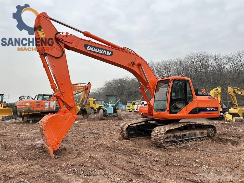 Doosan DH 220 Pásová rýpadla
