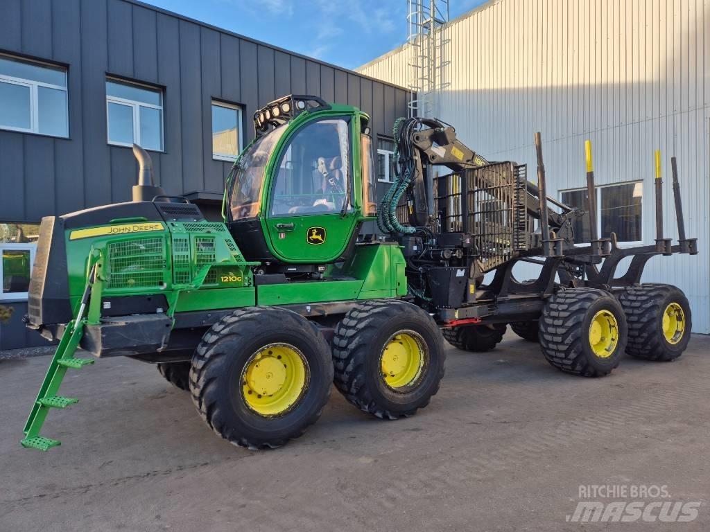 John Deere 1210 G Vyvážecí traktory