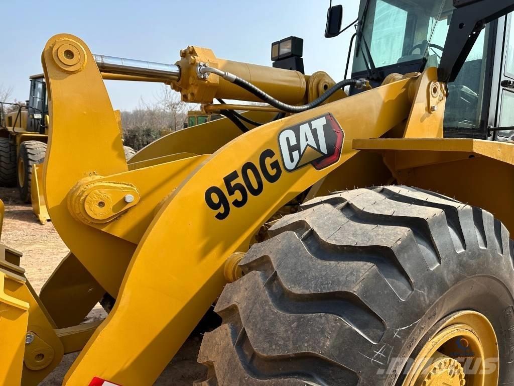CAT 950G Kolové nakladače