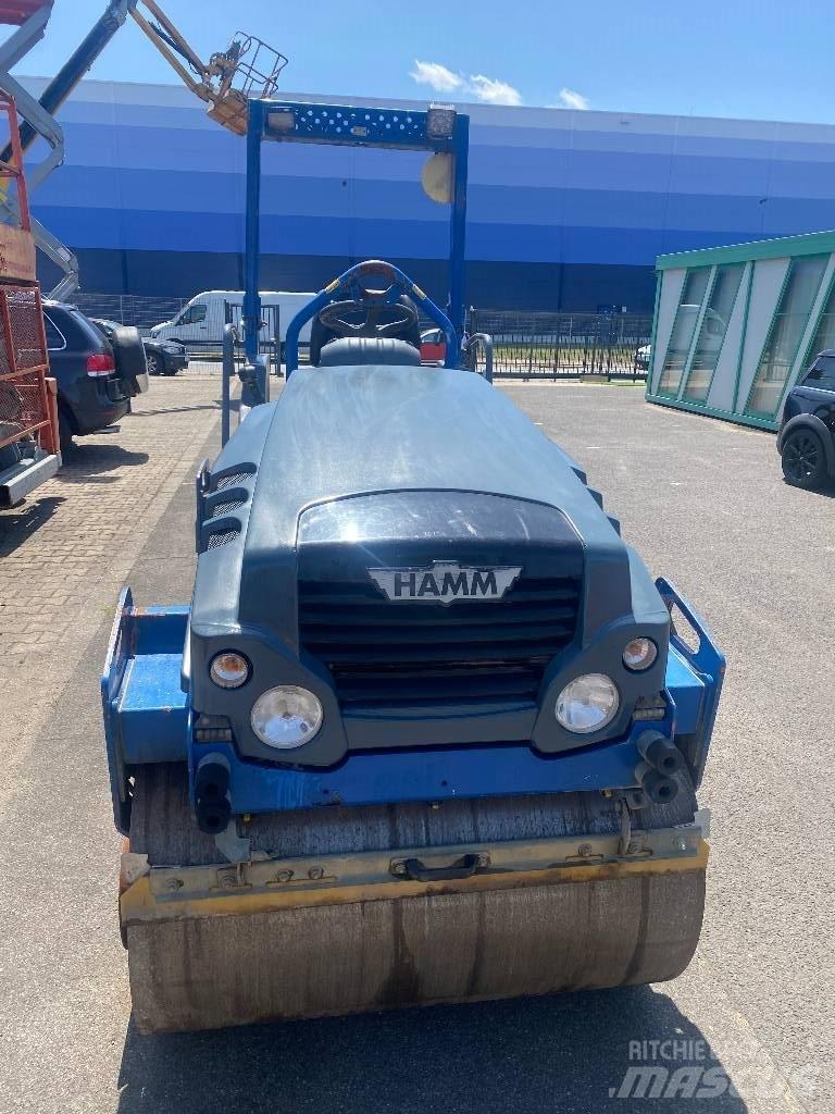 Hamm HD 12 VV Tandemové válce