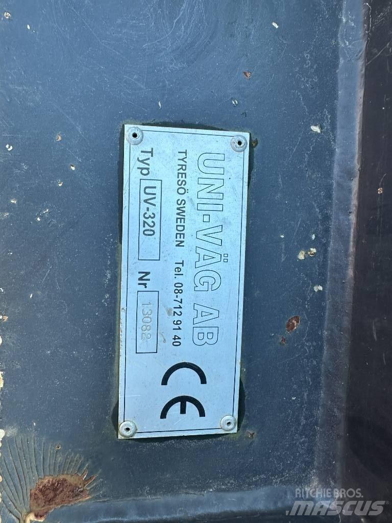 Uni-väg UV-320 Další