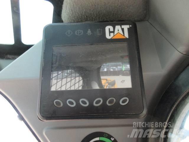CAT 226 D Smykem řízené nakladače