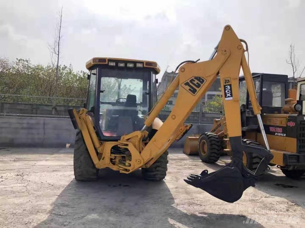 JCB 3cx Rýpadlo-nakladače