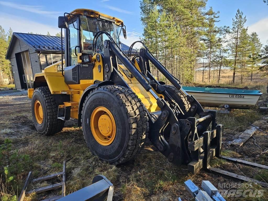 JCB 426 HT Kolové nakladače