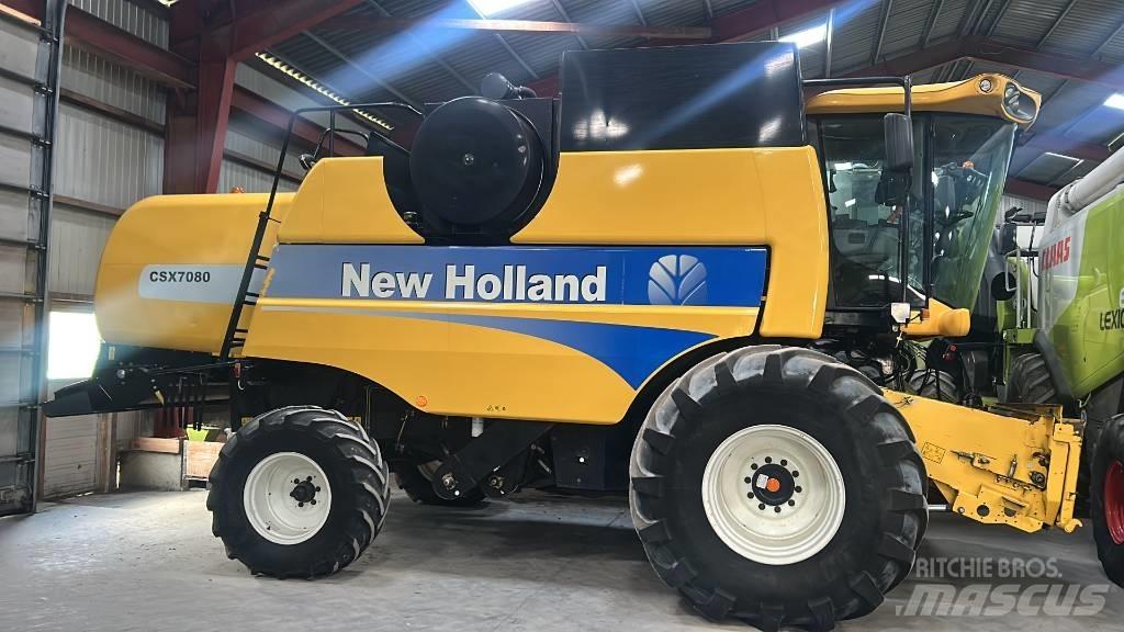 New Holland CSX 7080 Sklízecí mlátičky