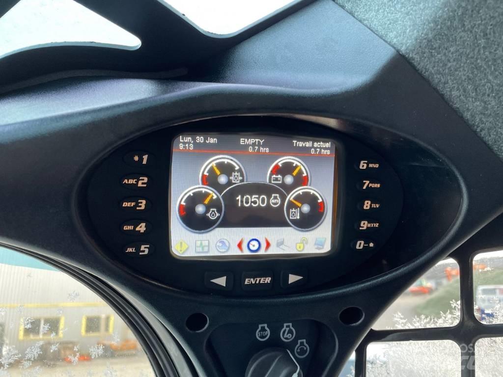 Bobcat T 450 Smykem řízené nakladače