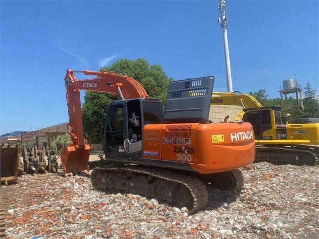Hitachi ZX200-3G Pásová rýpadla