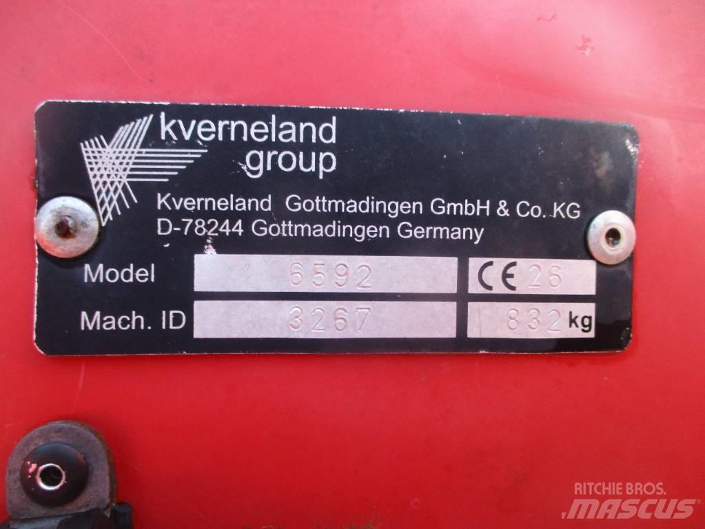 Kverneland Fanex 683 Obraceče a shrabovače sena