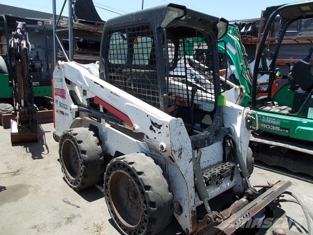Bobcat S510 Smykem řízené nakladače