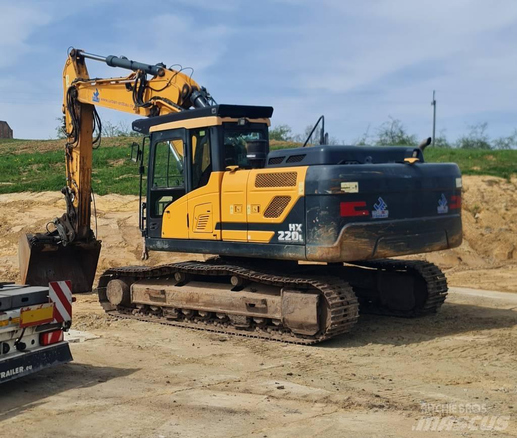 Hyundai HX 220 210 Pásová rýpadla