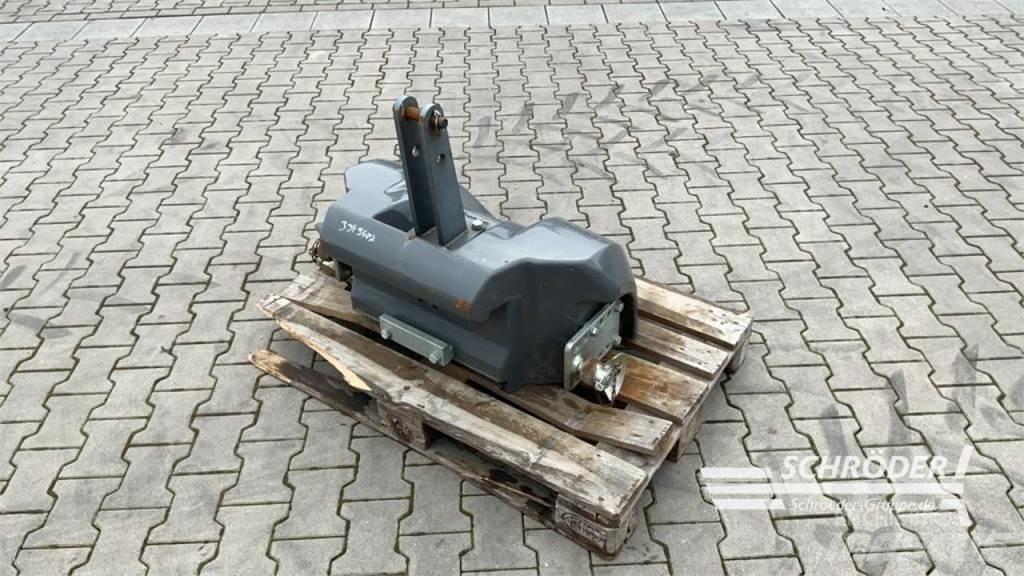 Valtra 600 KG Další příslušenství k traktorům