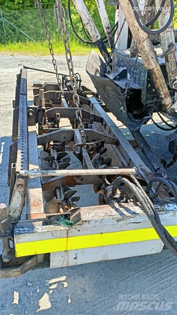 Breining SP 11000 Rozstřikovače asfaltu