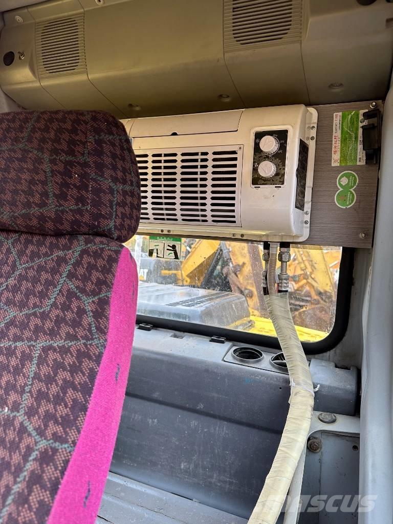 Komatsu PC 110 Pásová rýpadla