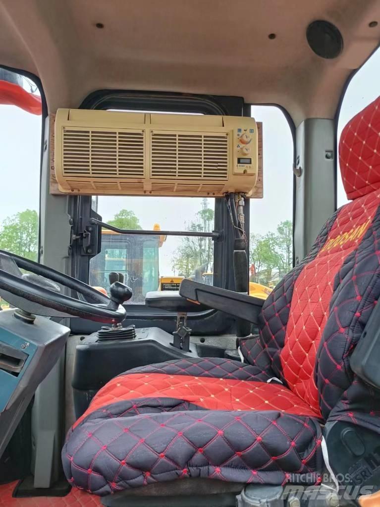 Doosan DL505 Kolové nakladače