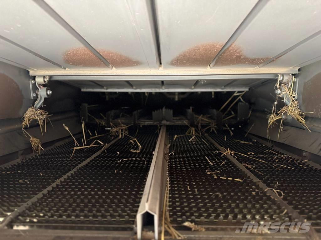 CLAAS Medion 340 Sklízecí mlátičky