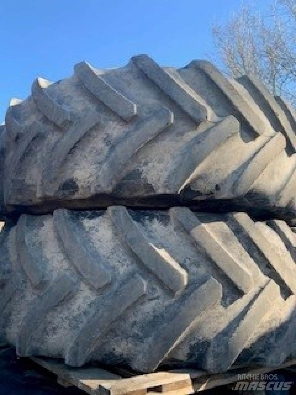Mitas 680/80R42 Pneumatiky, kola a ráfky