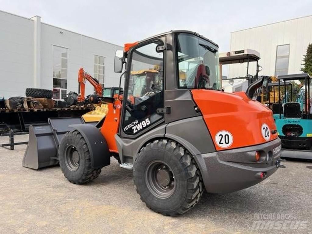 Hitachi ZW95-6C Kolové nakladače