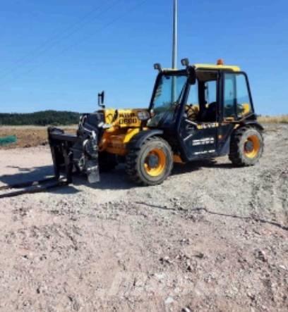 JCB 525-60 Teleskopické manipulátory