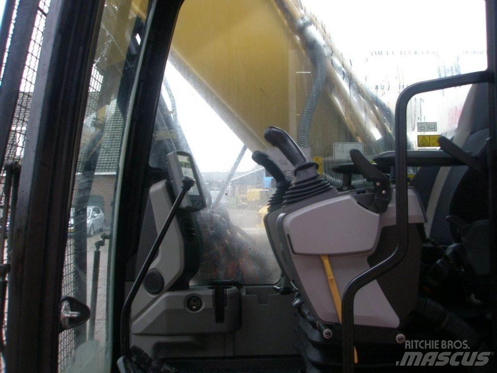 CAT 326FL Pásová rýpadla