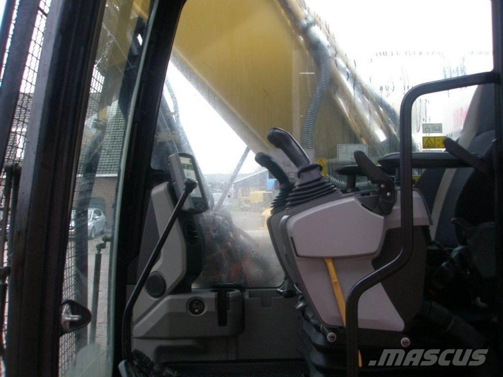 CAT 326FL Pásová rýpadla