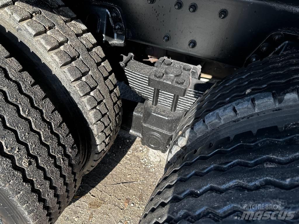 Sterling L 7500 Kombinované/Čerpací cisterny