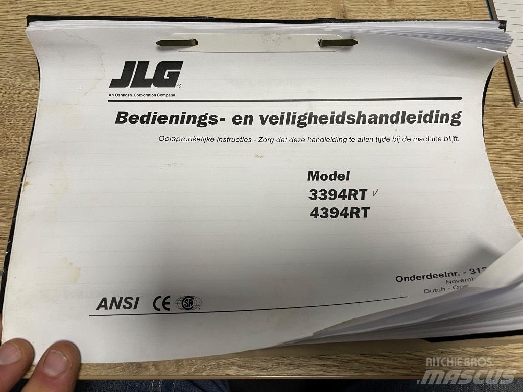 JLG 3394 RT Nůžková zvedací plošina