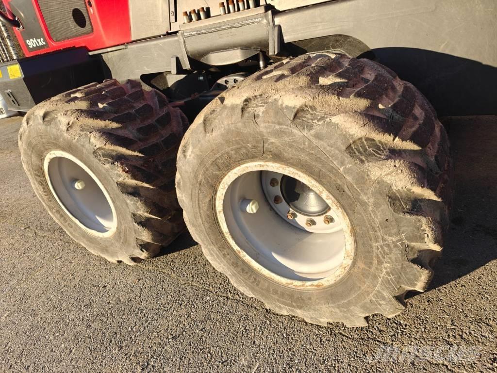 Komatsu 901 XC Harvestory