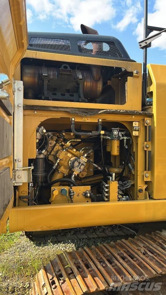 CAT 324 E Pásová rýpadla