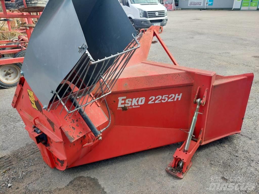 Esko 2252 H Sněhové frézy
