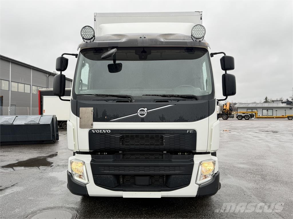 Volvo FE320 4X2 Skříňová nástavba