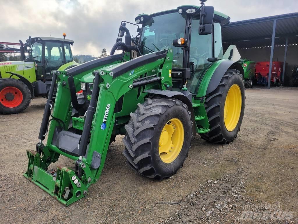 John Deere 5100R Traktory