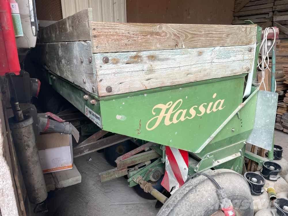 Hassia GLk4 Sázecí stroje na brambory