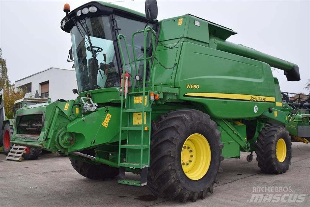 John Deere W 650 Sklízecí mlátičky