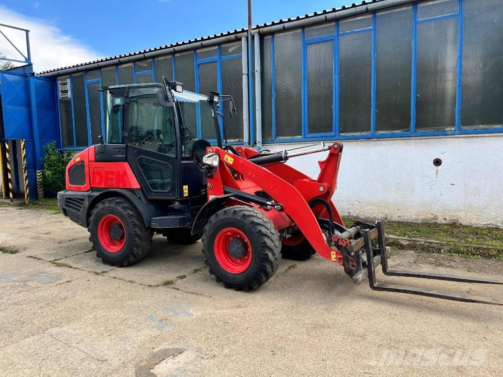 Kubota R082 Kolové nakladače