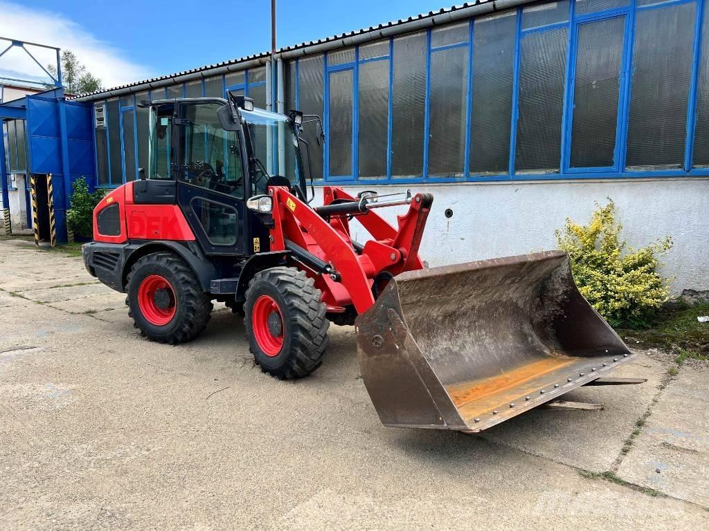 Kubota R082 Kolové nakladače