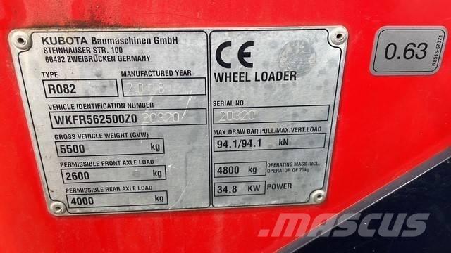 Kubota R082 Kolové nakladače