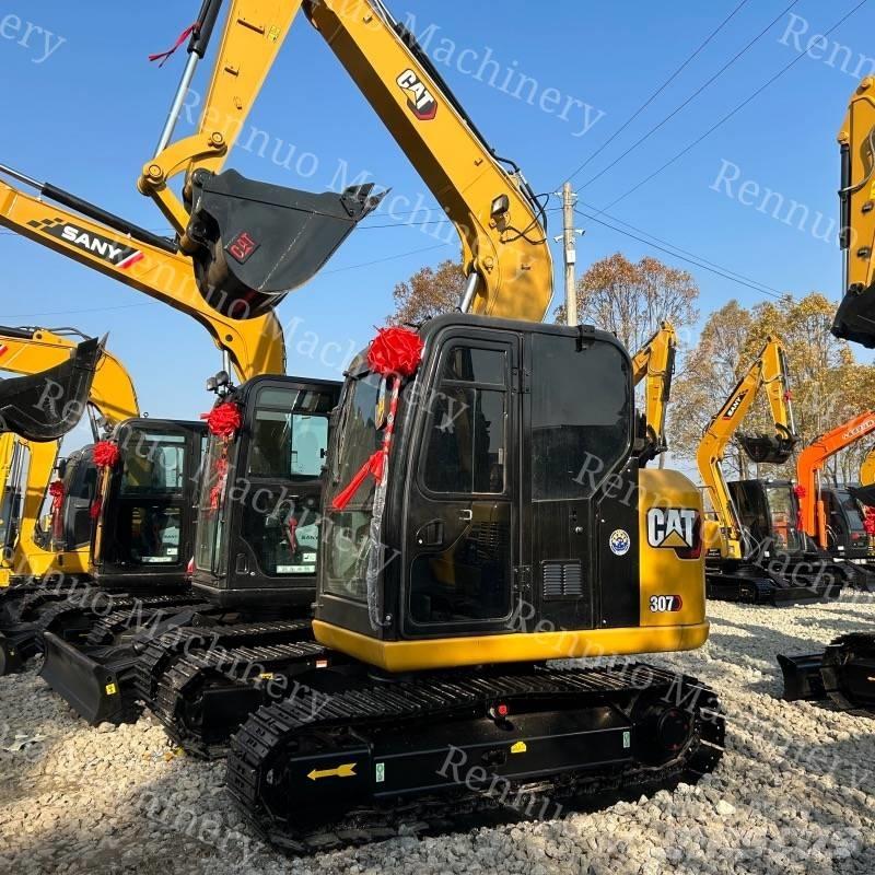 CAT 307 Mini rýpadla < 7t