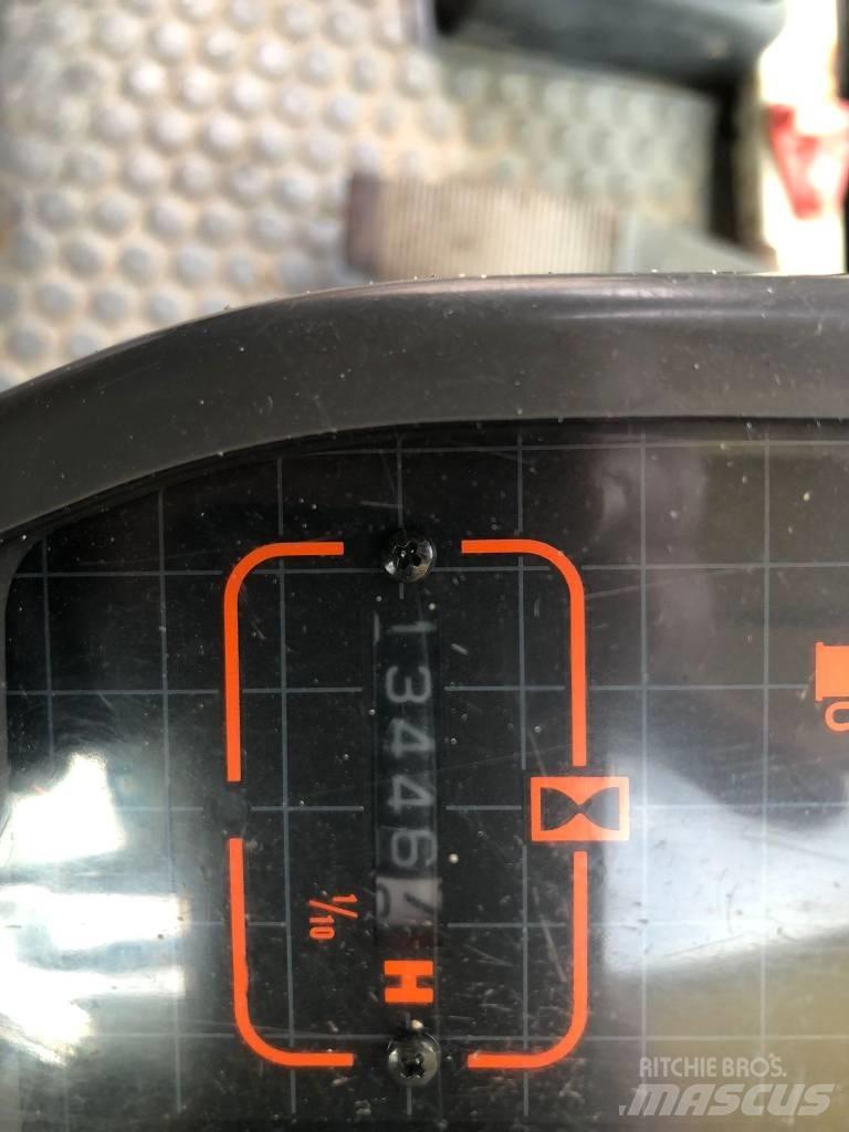 Etec 813B Kolová rýpadla