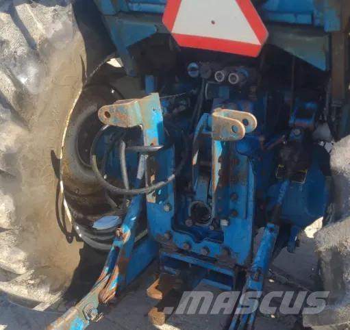 Ford 6700 . Traktory