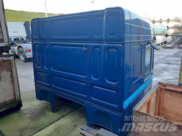 DAF SPACECAB Kabiny a interiér