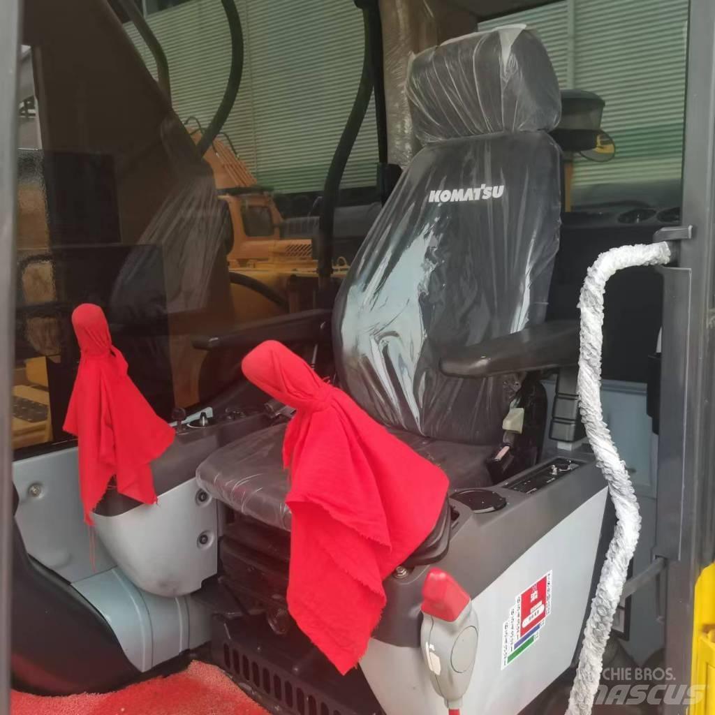 Komatsu 220-8 Mini rýpadla < 7t