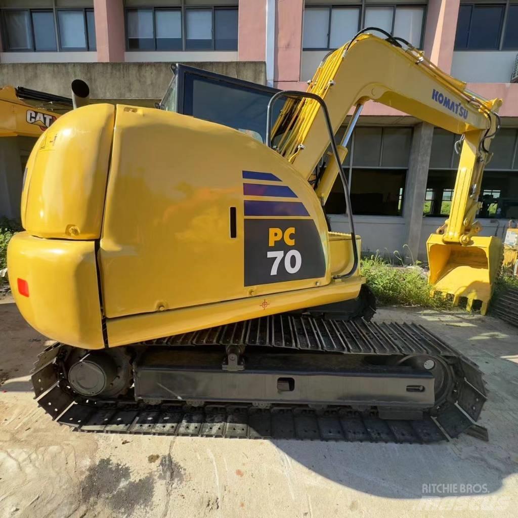 Komatsu PC 70 Pásová rýpadla