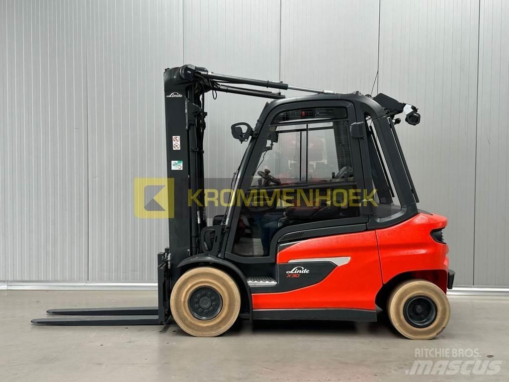 Linde X 30 Akumulátorové vozíky