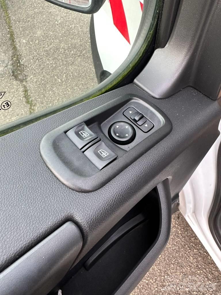 Renault Master Přívěsové plošiny