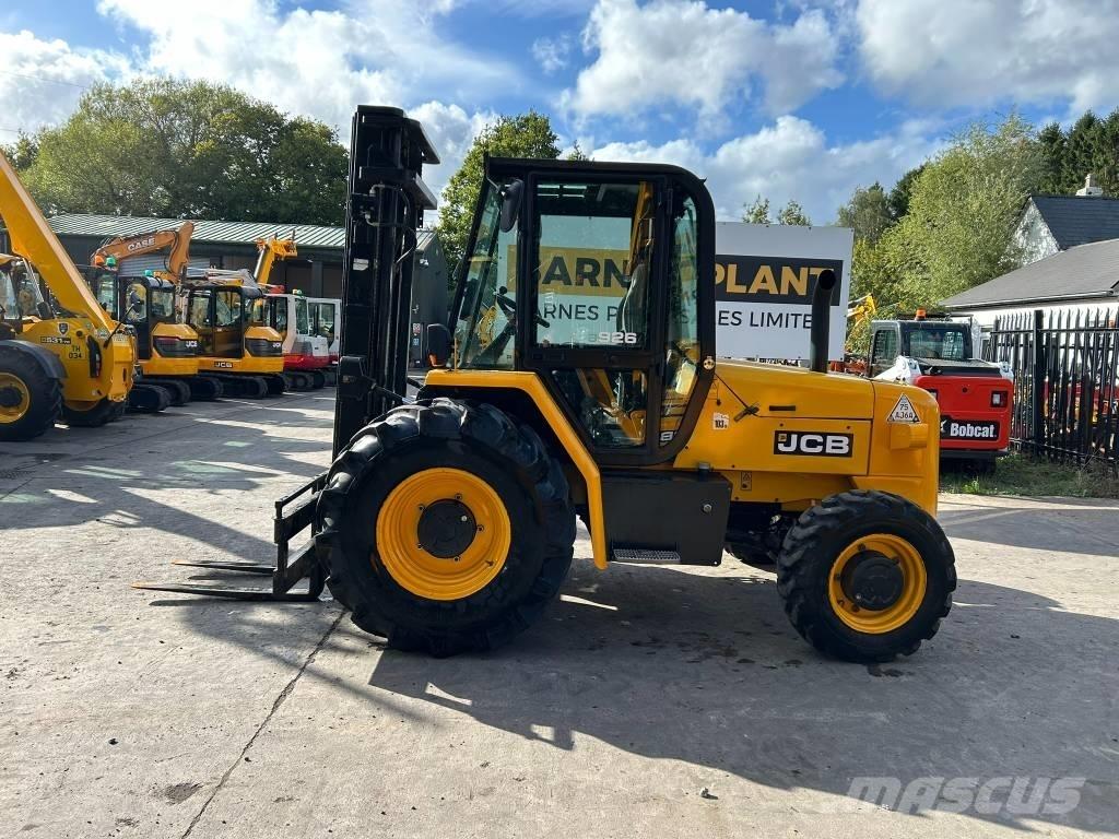 JCB 926 Terénní vysokozdvižné vozíky
