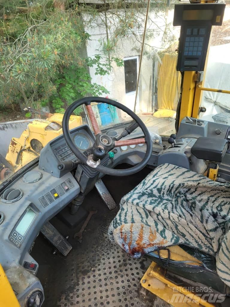 Volvo BM L 150 Kolové nakladače