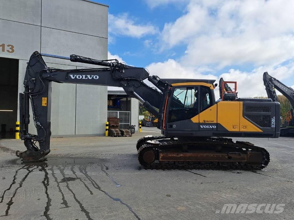 Volvo EC 250 ENL Pásová rýpadla